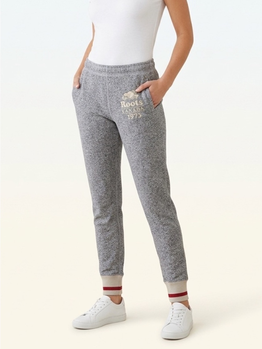 ROOTS Cabin Jogger Heathered Grey Tapered Slim Fleece Sweatpant Red White Stripe